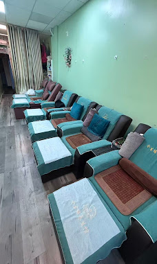 Jin Sheng Yuan Hair Salon environment
