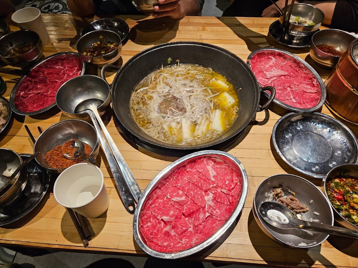 Zha Zha Beef environment