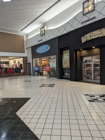 Helen's Bodyworks environment